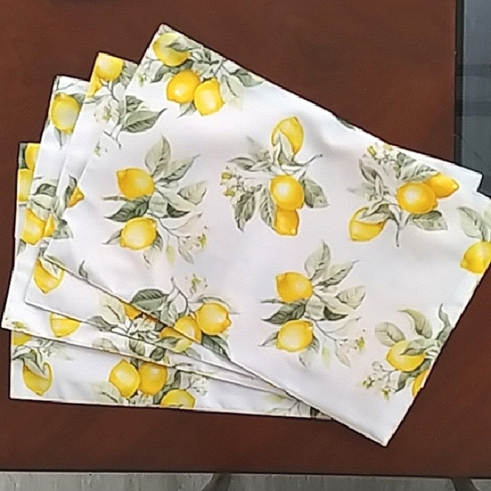 Lemon Print Fabric Placemats NWT